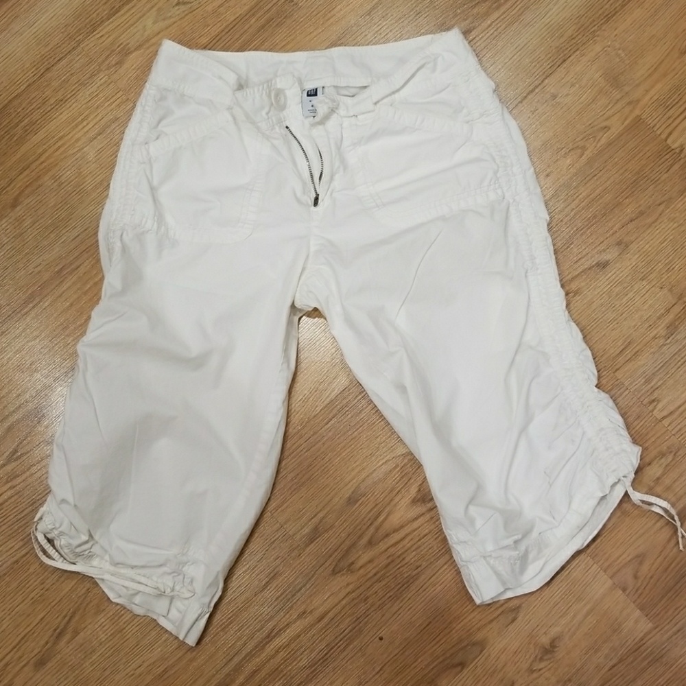 White capris